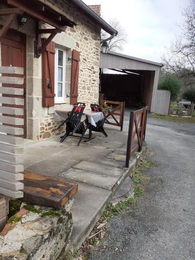 Azerables Dans La Maison D'A Cote מראה חיצוני תמונה